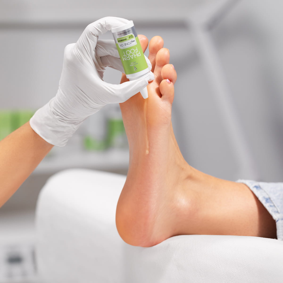 PHARM FOOT concentrated regenerating & soothing oil oxyZONE OIL, 15ml