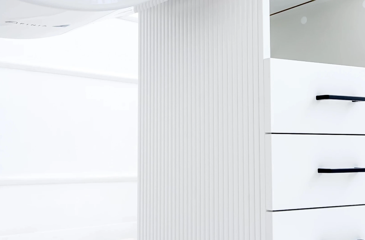 Afinia Prime Black cosmetic table with NDC 2000 dust collector