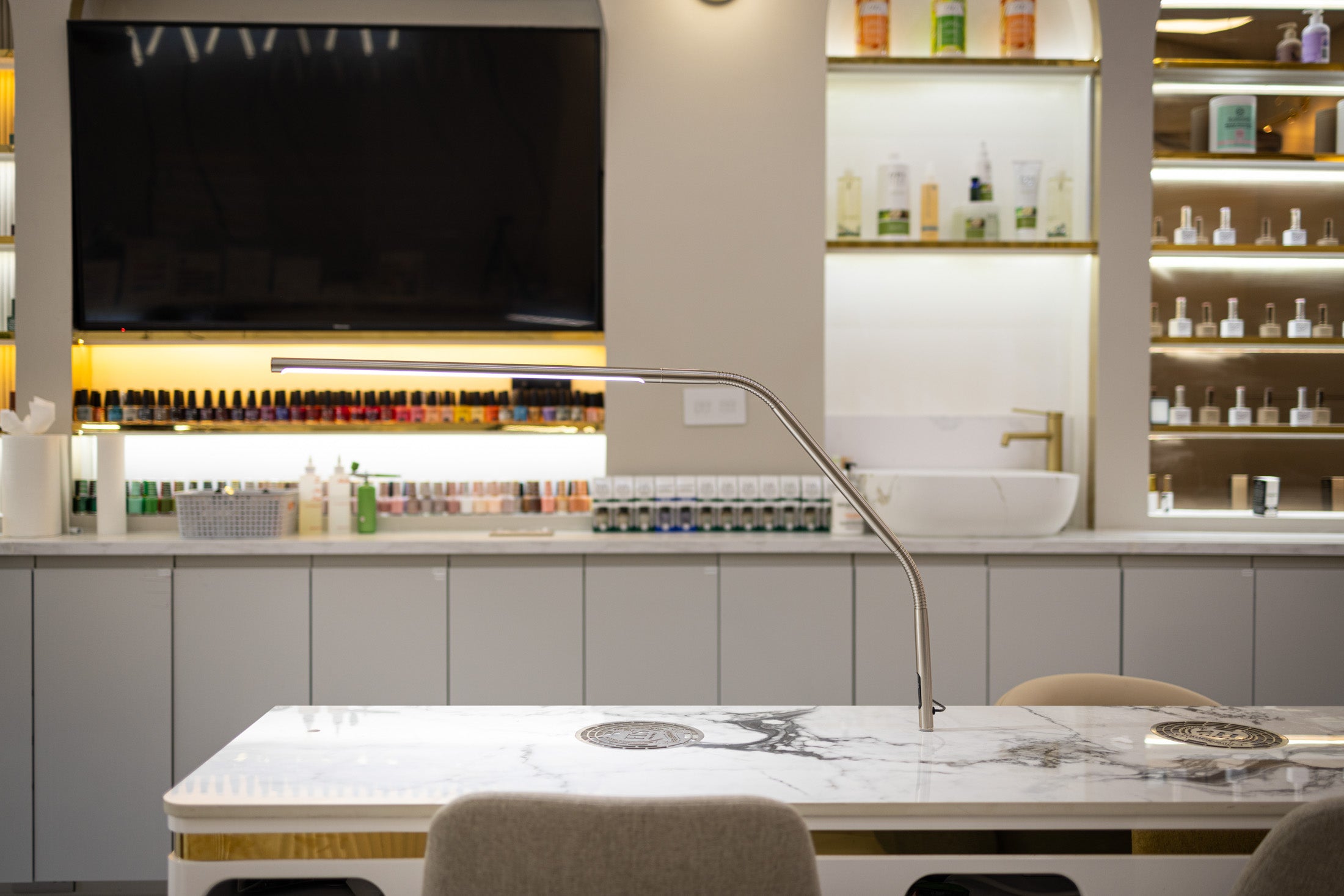 Daylight stalo LED lempa su tvirtinimu [Slimline 4 Šlifuotas plienas]