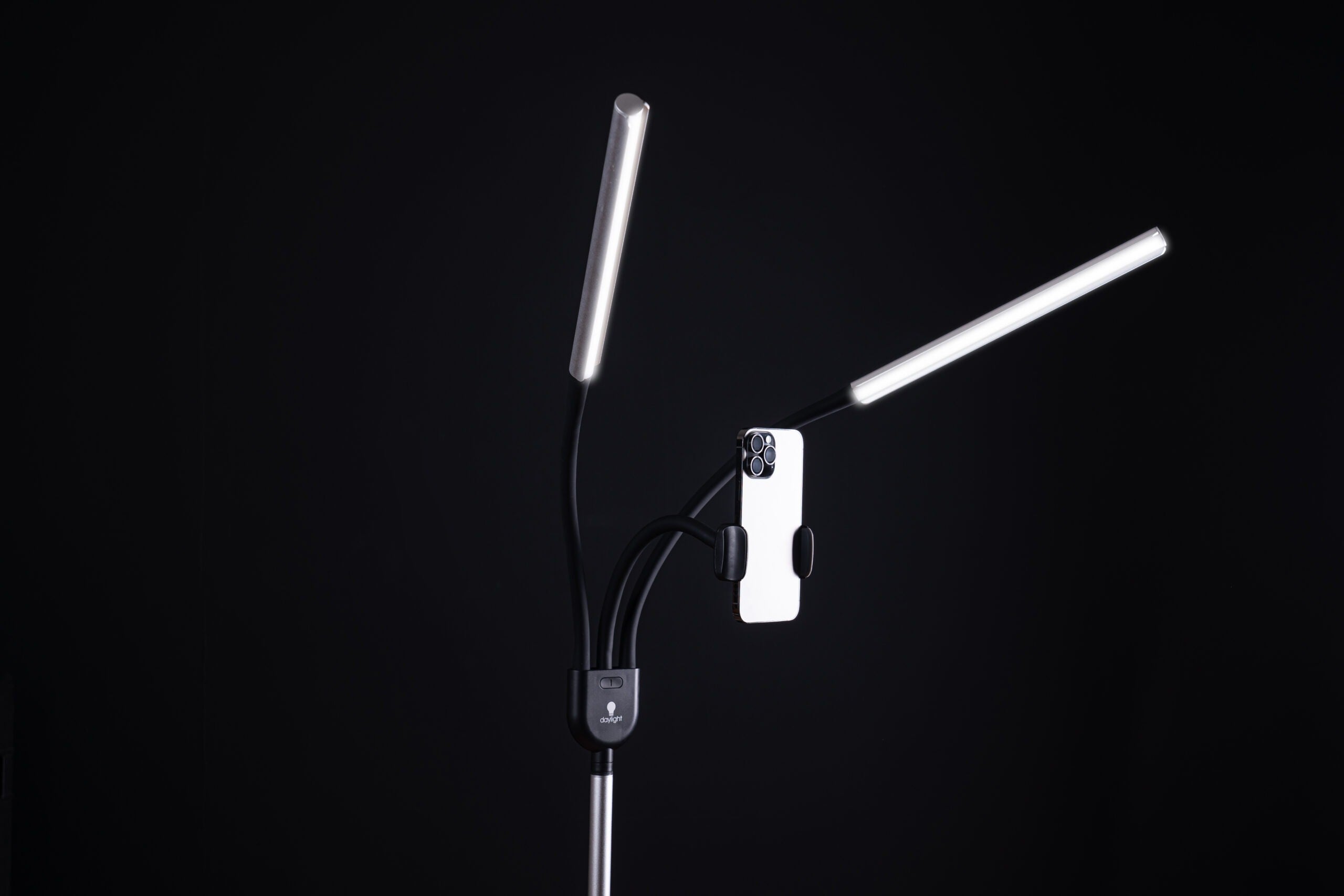 Светодиодный светильник дневного света - 2-панельный напольный светильник для профессионалов [Gemini Floor]