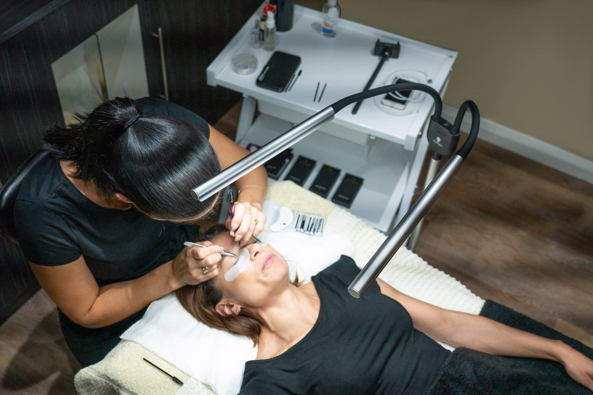 Светодиодный светильник дневного света - 2-панельный напольный светильник для профессионалов [Gemini Floor]