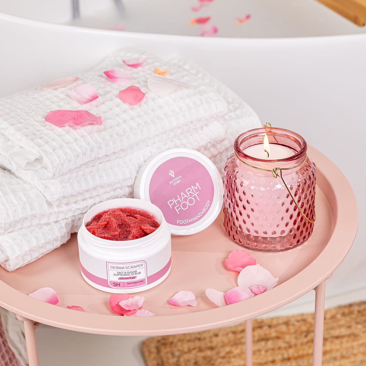 PHARM FOOT Sugar & Salt Exfoliating Scrub with Urea and Goji BERRIES DERMA SCRAPER 200g