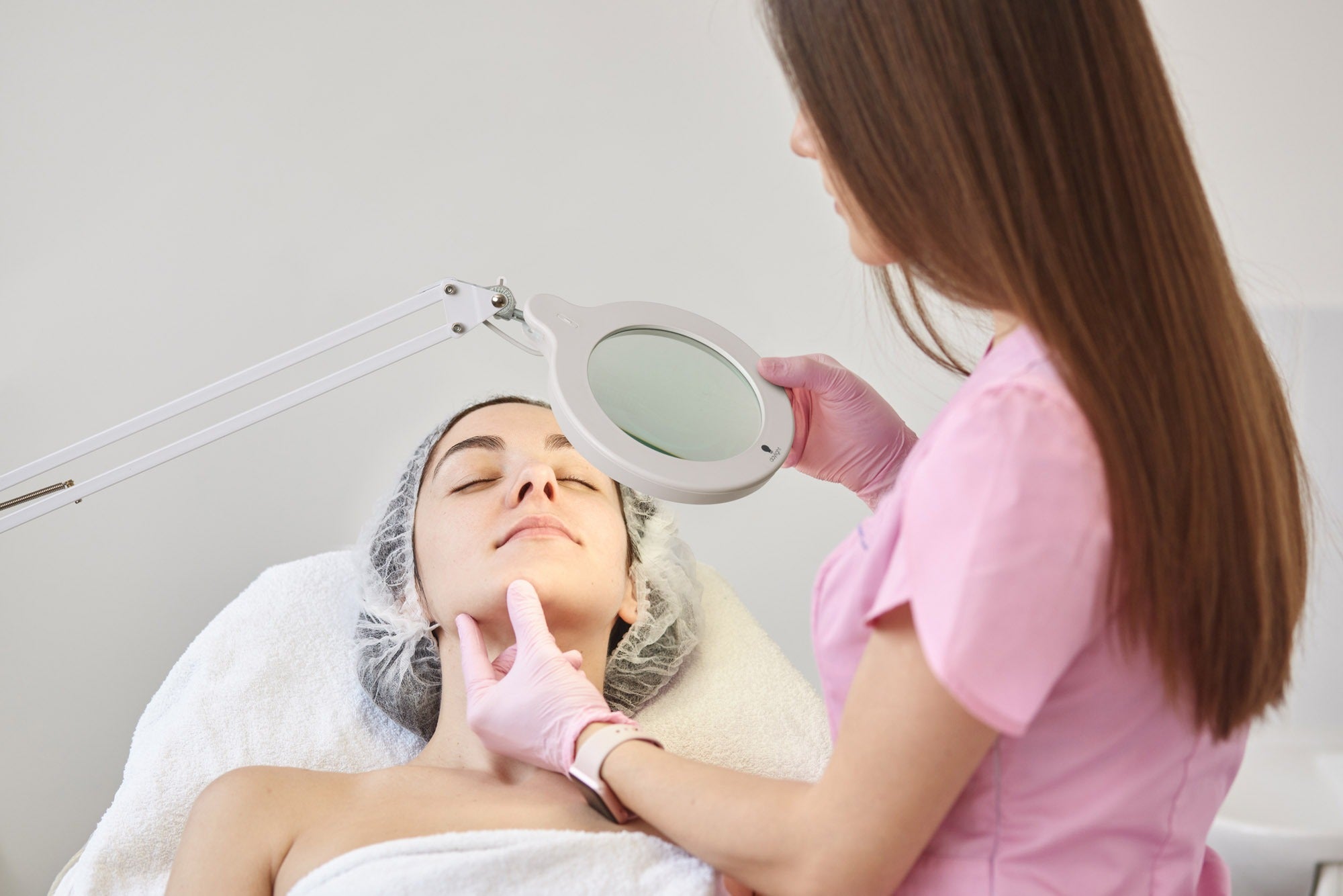 Светодиодная лампа дневного света с лупой и креплением [MAG Lamp S]