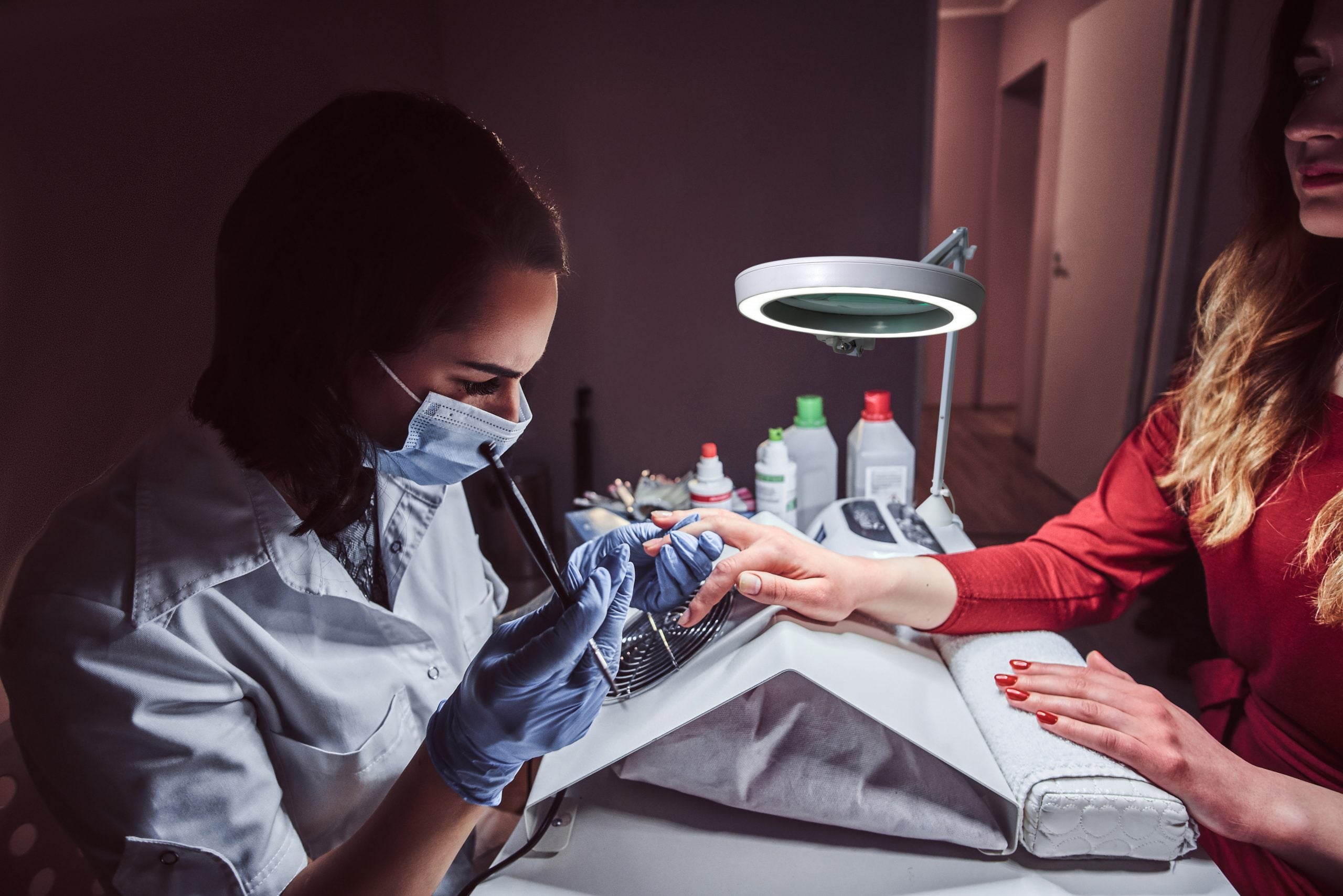 Светодиодная лампа дневного света с лупой и креплением [MAG Lamp S]